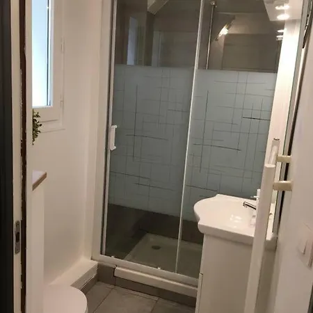 Manosque, Studio Coquet, Centre Ville Apartment *